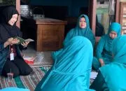 Mahasiswa KKN-T IDBU UNDIP Tim 85 Kenalkan Food Prep dan Zero Waste Cooking Menggunakan Media Booklet kepada Ibu-ibu PKK RT 04 RW 02 Kelurahan Tambangan