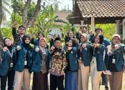 UMKM Dersansari Naik Kelas Berkat Pendampingan Mahasiswa KKN-T Tim 100 Universitas Diponegoro