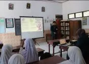 Kelompok 49 MMD UB Gelar Pelatihan Public Speaking dan Belajar Karya Sastra Puisi Guna Mengasah Kepercayaan Diri Anak di SDN 2 Brubuh