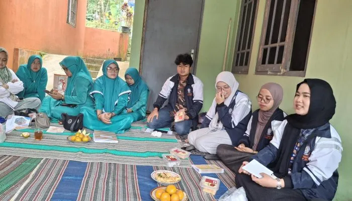 Mahasiswa KKN Tematik Undip Gelar Edukasi Higienitas Packaging