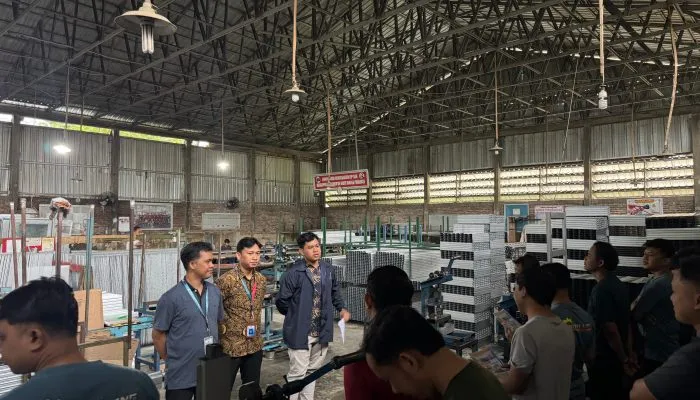 Mahasiswa KKN UPGRIS Sosialisasikan Bahaya Noise Ambience di PT. Wadja Karya Dunia Pati