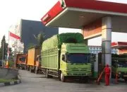 Bio Solar Langka di Jawa Timur, Masyarakat Rela Antre Berjam-jam demi Mendapatkan BBM
