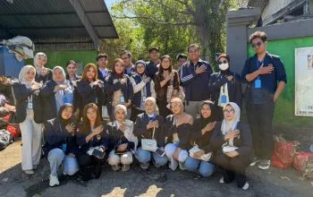 Ubah Limbah Jadi Rupiah, Mahasiswa Fakultas Ekonomi Bisnis UPGRIS Pelajari Strategi Hijau Berbasis Komunitas di Desa Serangan Bali
