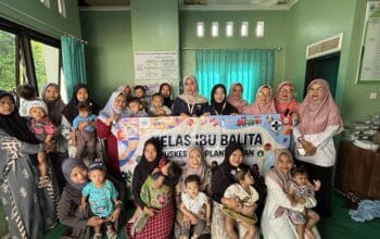 Dukung Kesehatan Balita, Mahasiswa KKN Gelar Sosialisasi Gizi dan Imunisasi di Posyandu Jurangagung Kendal
