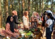 Potensi Wisata Baru Trenggalek: Kolaborasi Strategis MMD UB Kelompok 50 Wujudkan Pasar Jadul Zero Plastic Pangupo Jiwo di Dompyong