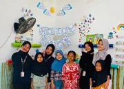 Dulu Sepi, Kini Dipenuhi Tawa dan Buku! Mahasiswa KKN UNP Hidupkan Kembali Budaya Membaca Anak