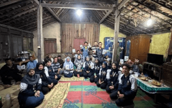 Mahasiswa KKN UNDIP Edukasi Sanitasi Kandang melalui Program Kandang Ceria