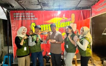 KKN Kelompok 50 Dorong Digitalisasi UMKM Desa Kuwaron melalui Pemasaran Sempolan Obong 86 dan Branding Produk Gethuk