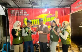 KKN Kelompok 50 Dorong Digitalisasi UMKM Desa Kuwaron melalui Pemasaran Sempolan Obong 86 dan Branding Produk Gethuk