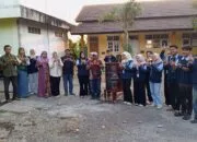Inovasi Sederhana Untuk Desa: KKN MIT 22 UIN Walisongo Posko 180 Gelar Demonstrasi Dan Penyerahan Rocket Stove Untuk Desa Johorejo